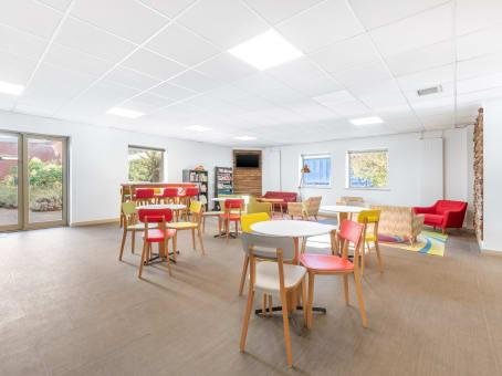Industrial Unit in Gosport - photo 3