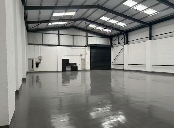 Industrial Unit in Halesowen - photo 2