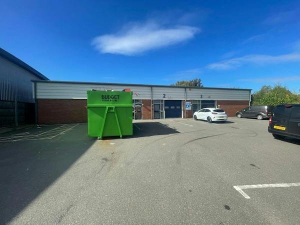 Industrial Unit in Evesham - photo 4