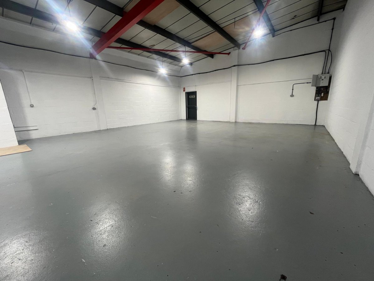 Industrial Unit in Lincoln - photo 2