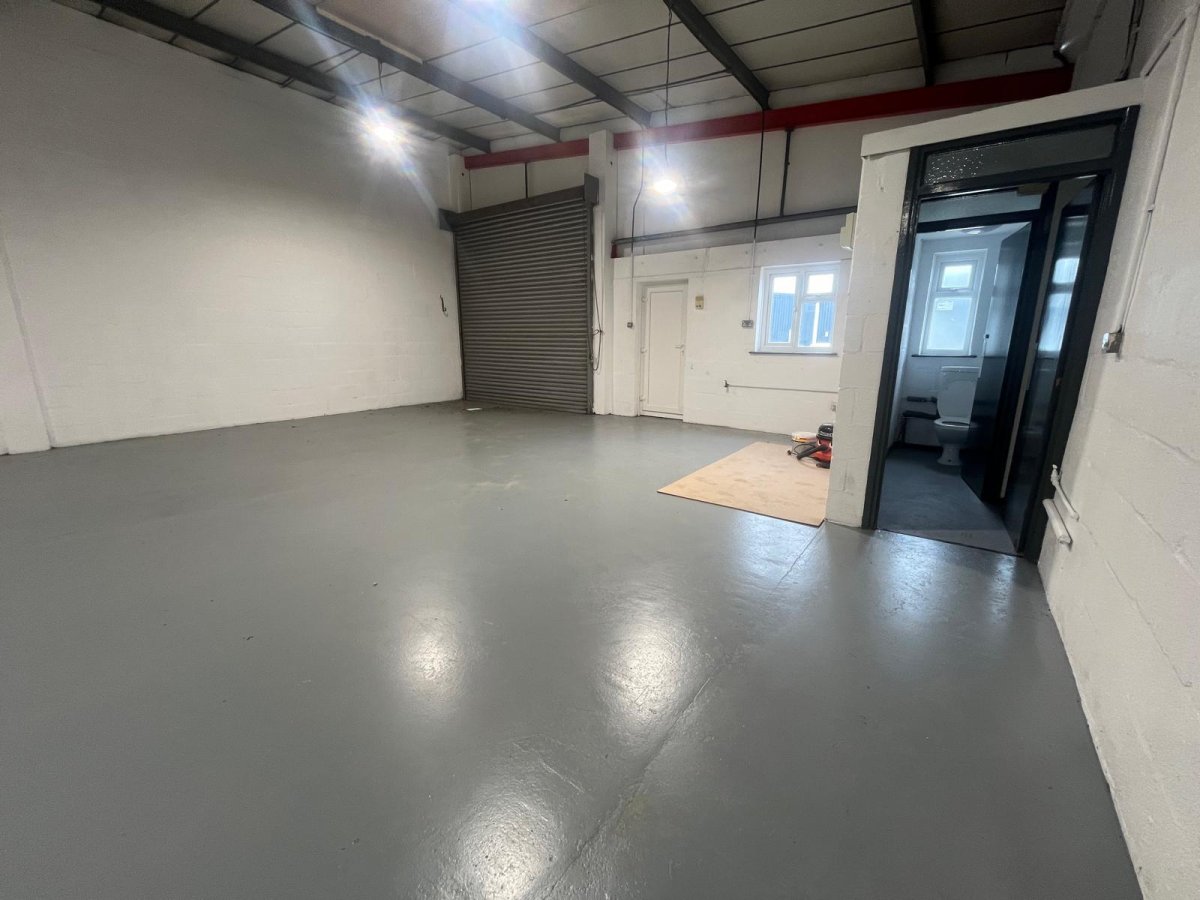 Industrial Unit in Lincoln - photo 4