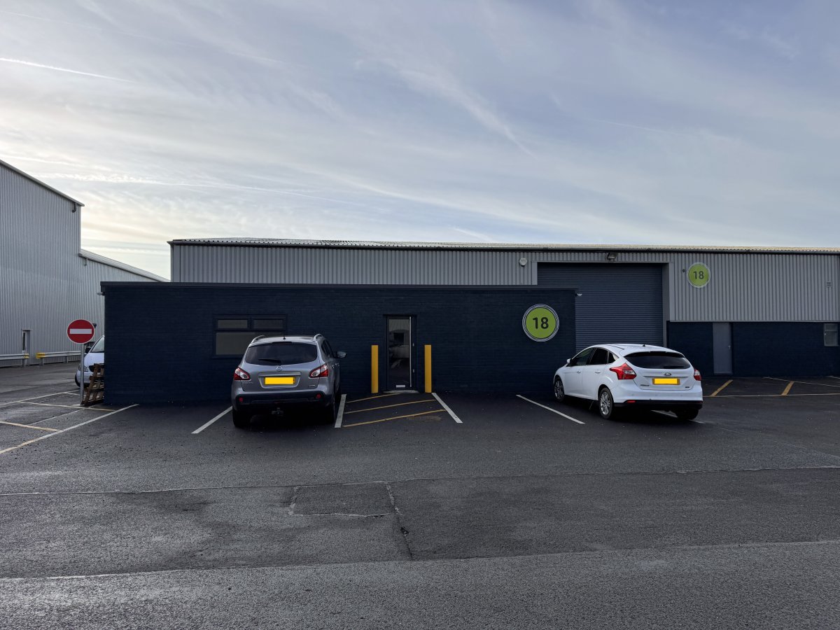Industrial Unit in Grantham - photo 2