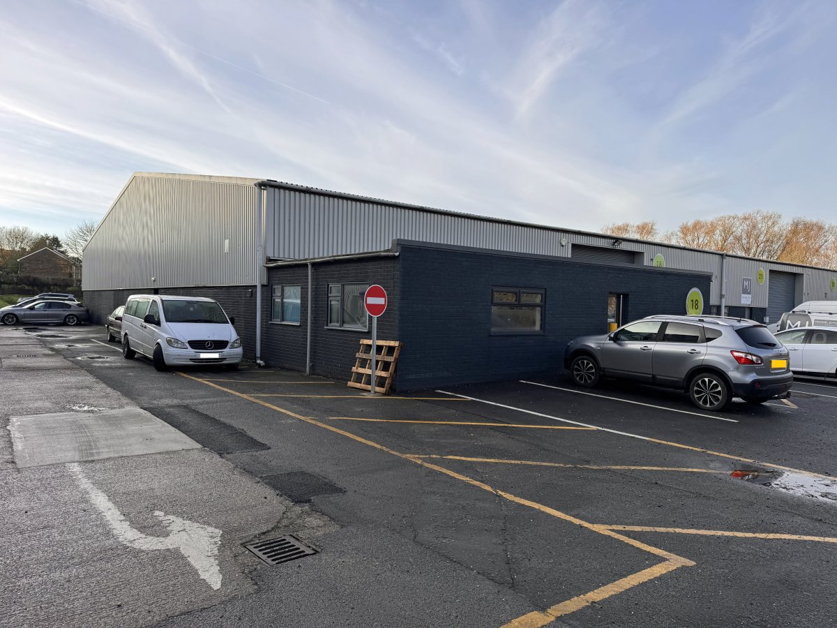 Industrial Unit in Grantham - photo 3
