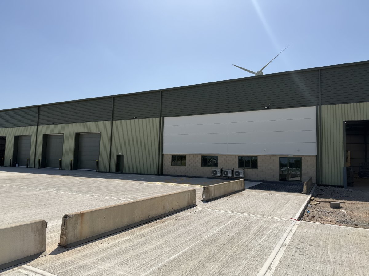 Industrial Unit in Tuxford - photo 2