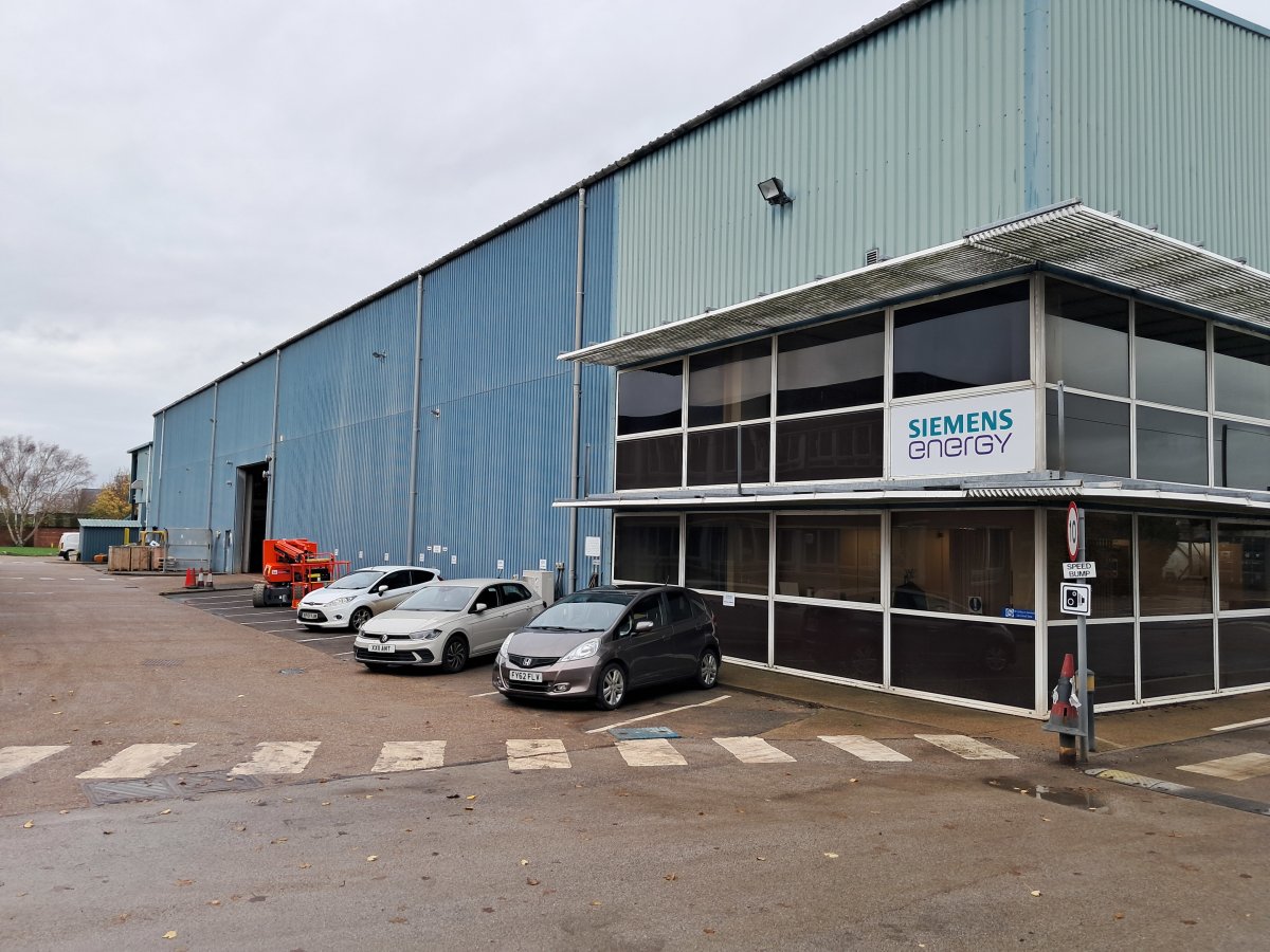 Industrial Unit in Lincoln - photo 3