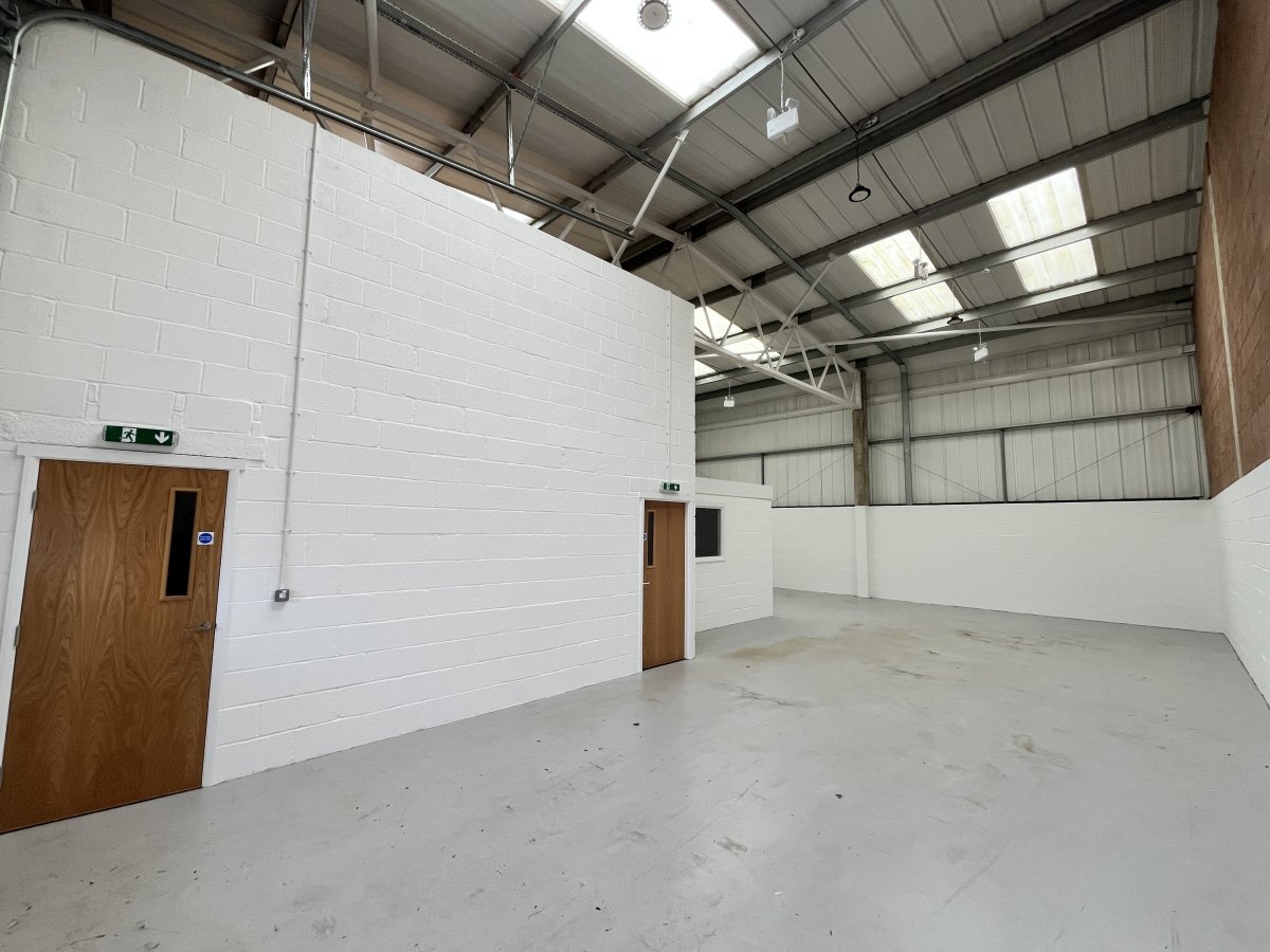 Industrial Unit in Exeter - photo 4