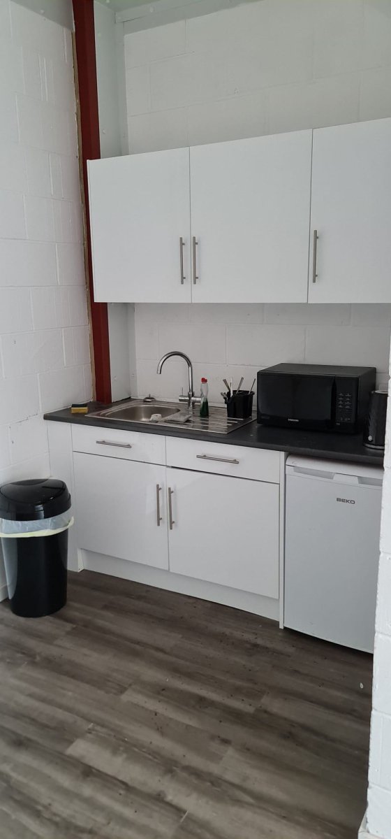 Industrial Unit in Howards Nursery - photo 2