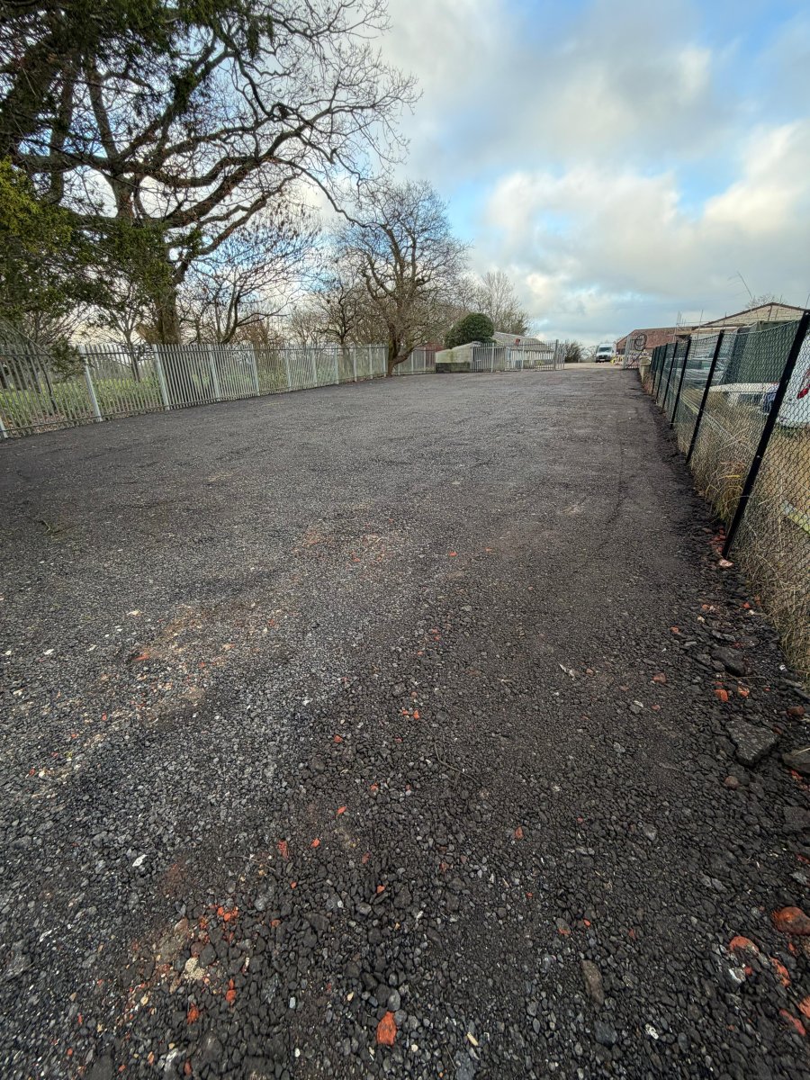 Industrial Unit in Pulborough - photo 2
