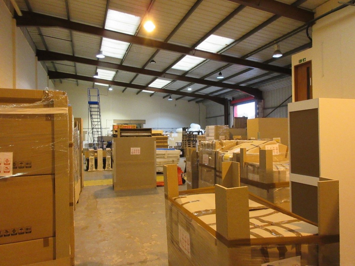 Industrial Unit in Broadbridge Heath - photo 2