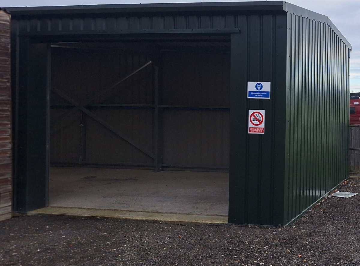 Industrial Unit in Haywards Heath - photo 4