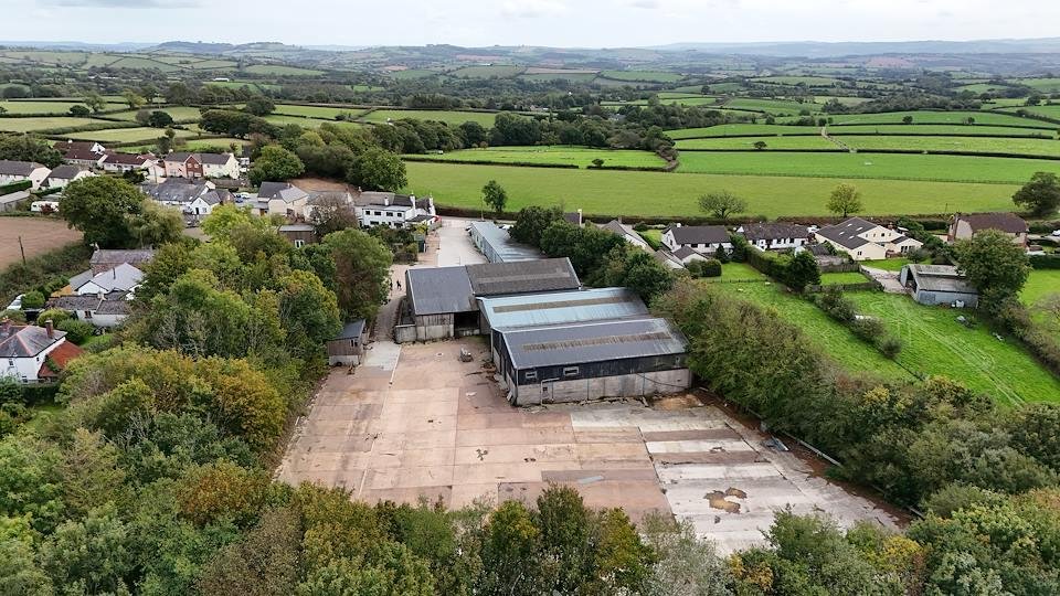 Industrial Unit in Pennymoor - photo 3