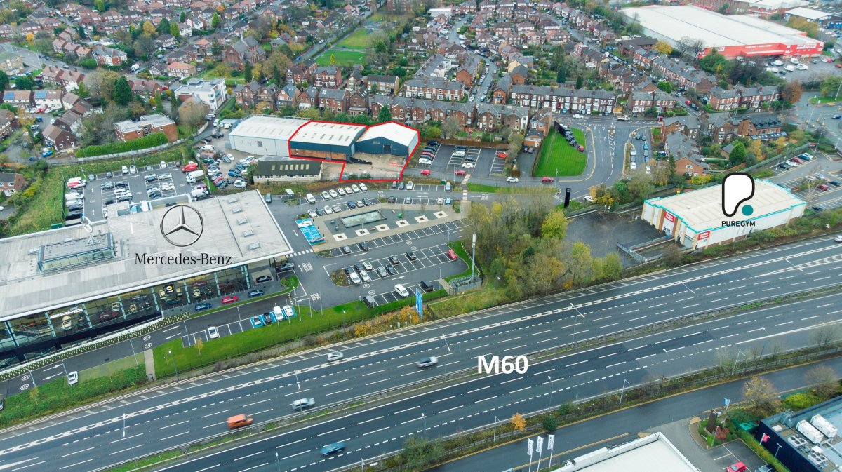 Industrial Unit in Stockport - photo 2