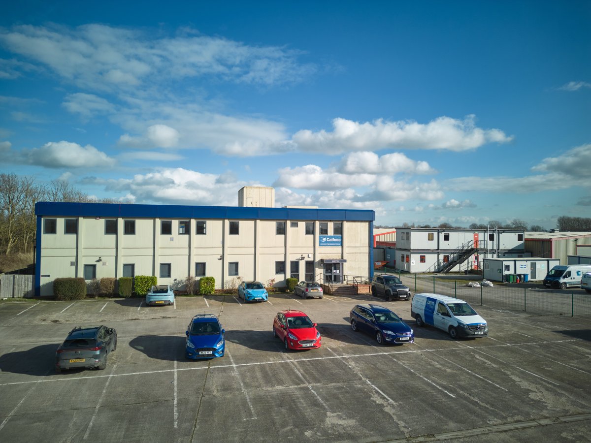 Industrial Unit in Driffield - photo 2