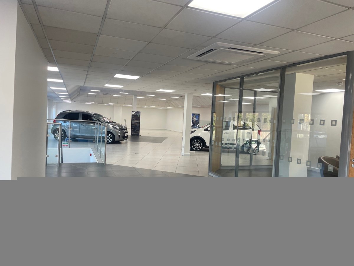 Industrial Unit in Chippenham - photo 2