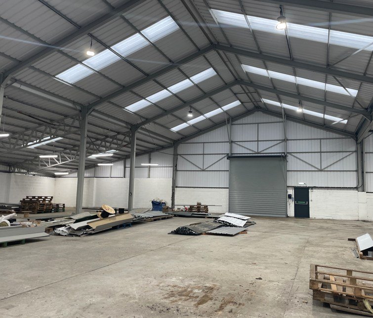 Industrial Unit in Devizes - photo 3