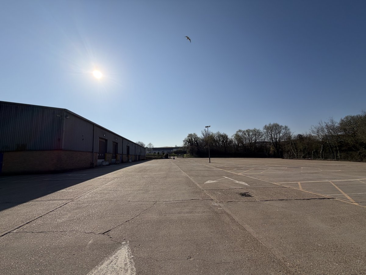 Industrial Unit in Tunbridge Wells - photo 3
