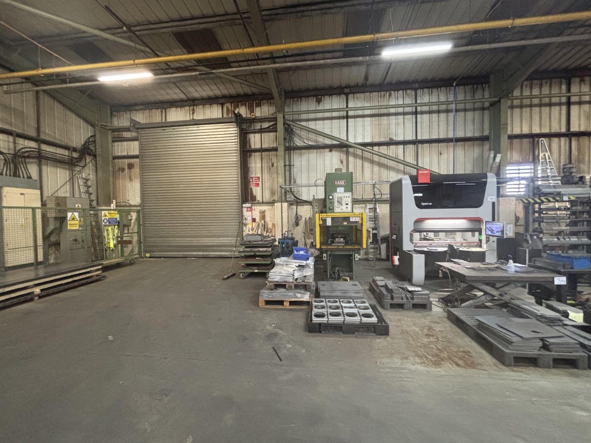 Industrial Unit in Axminster - photo 4