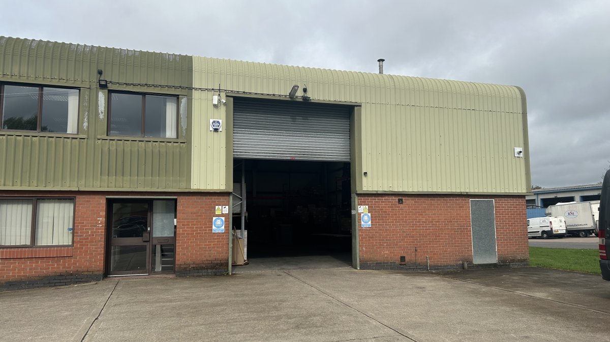 Industrial in Broughton Astley