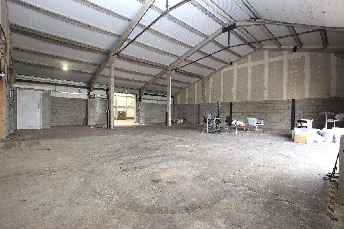 Industrial Unit in Saxilby - photo 3