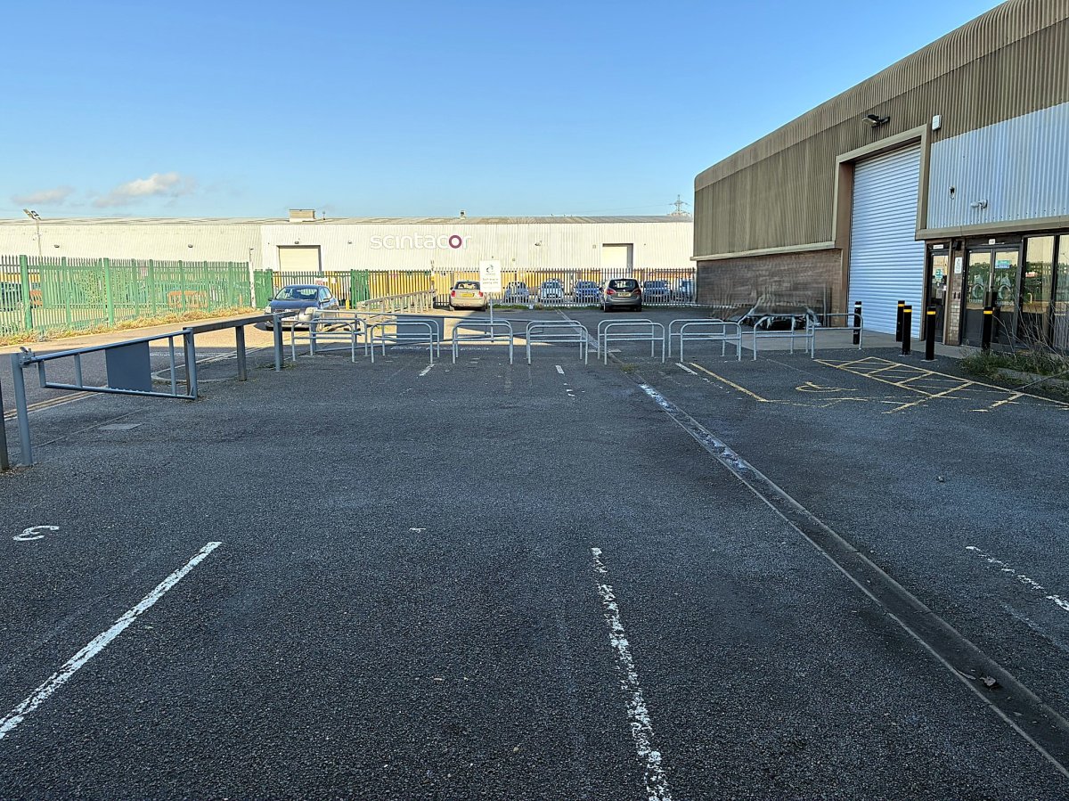 Industrial Unit in Cambridge - photo 2