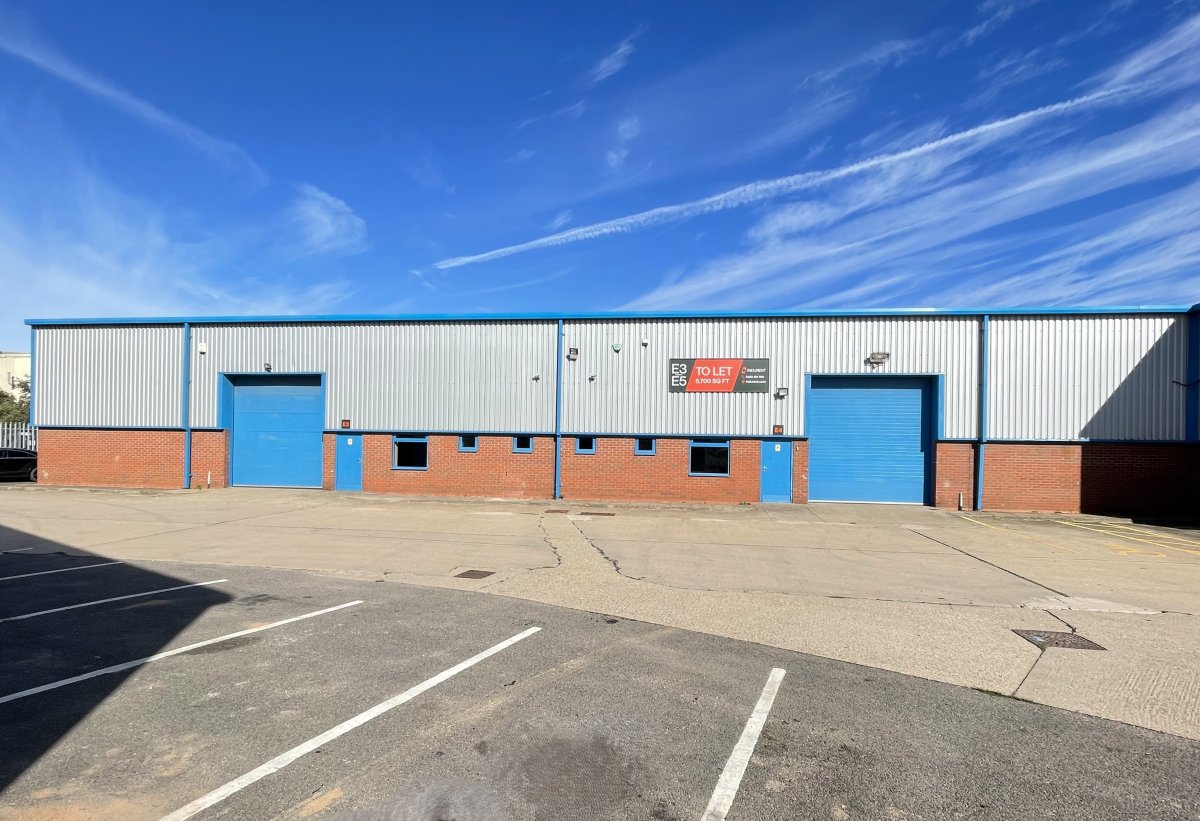 Industrial Unit To Let, Burton On Trent, Staffordshire