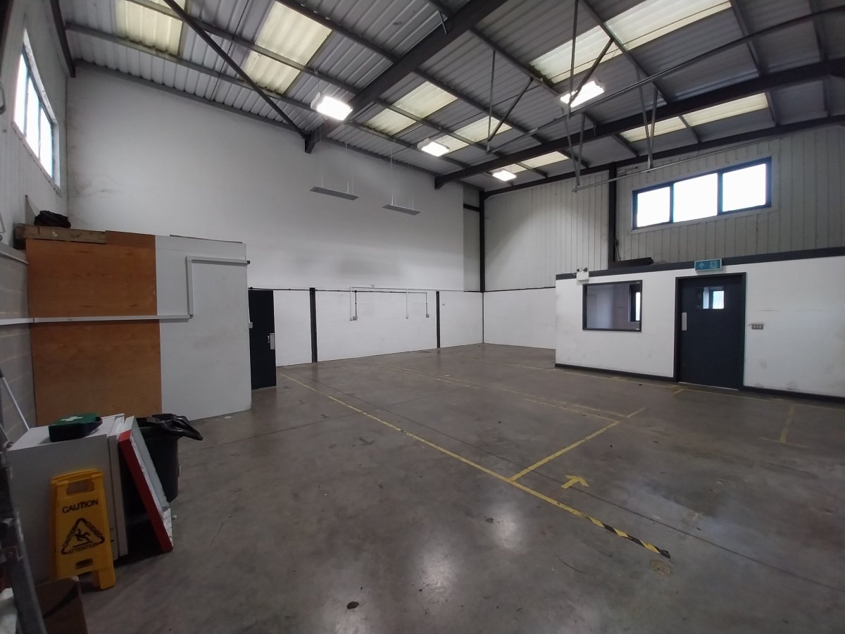 Industrial Unit in Lancing - photo 3