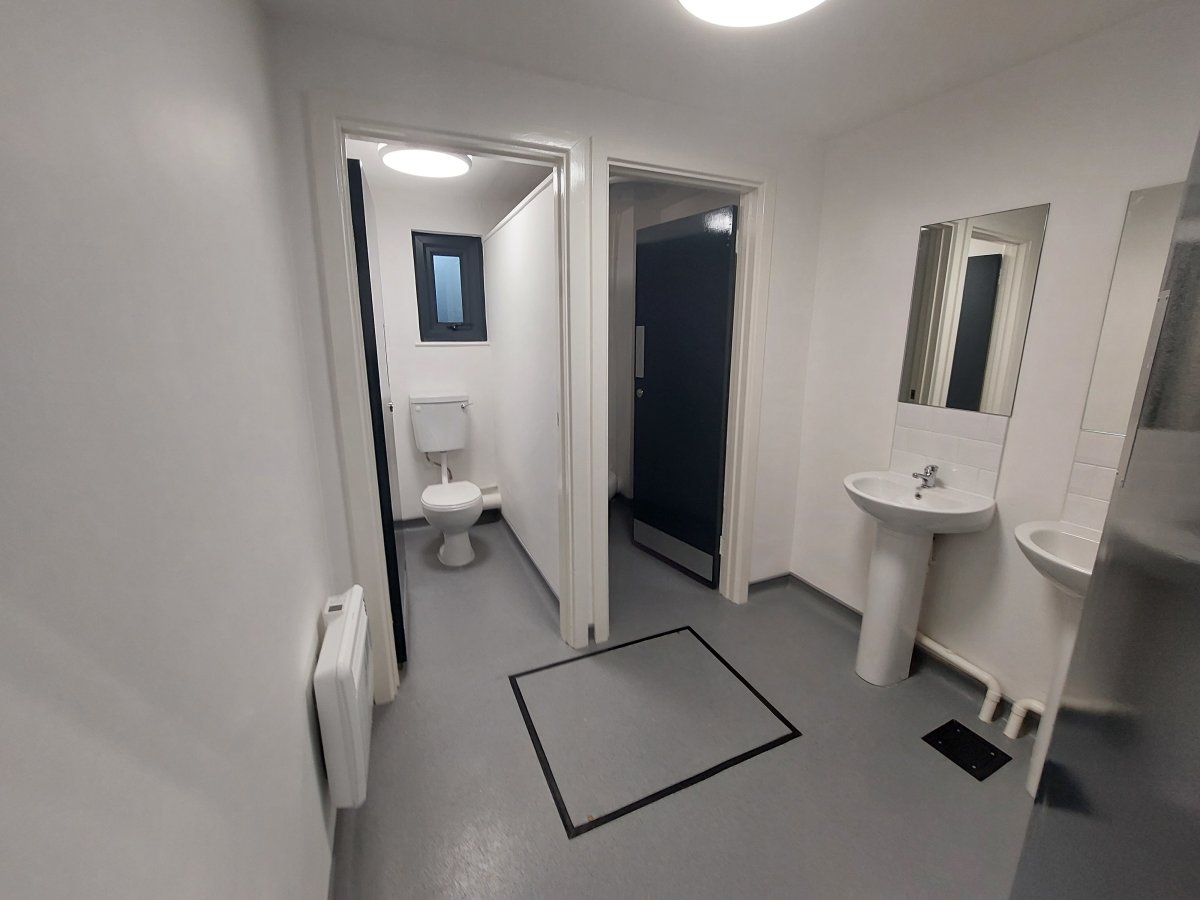 Industrial Unit in Worthing - photo 4