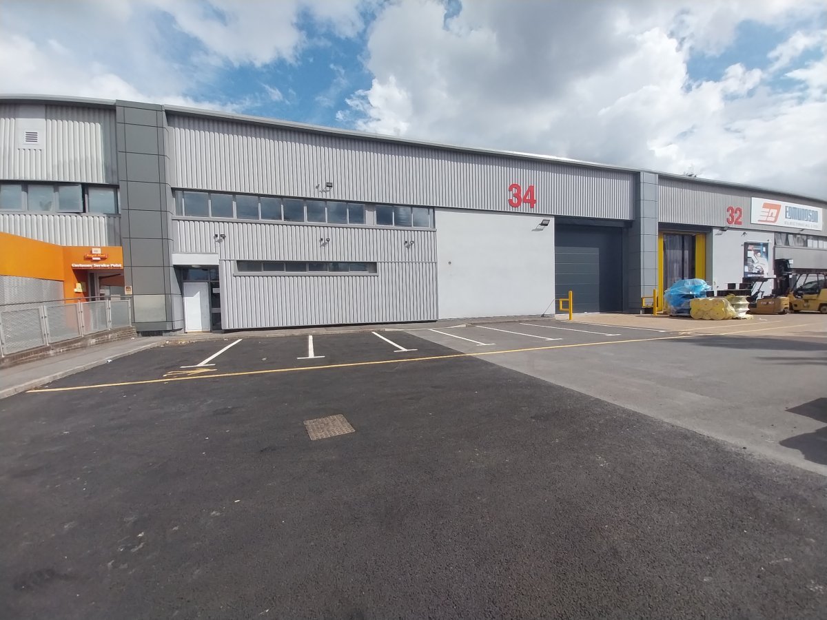 Industrial Unit To Let, Croydon, Surrey