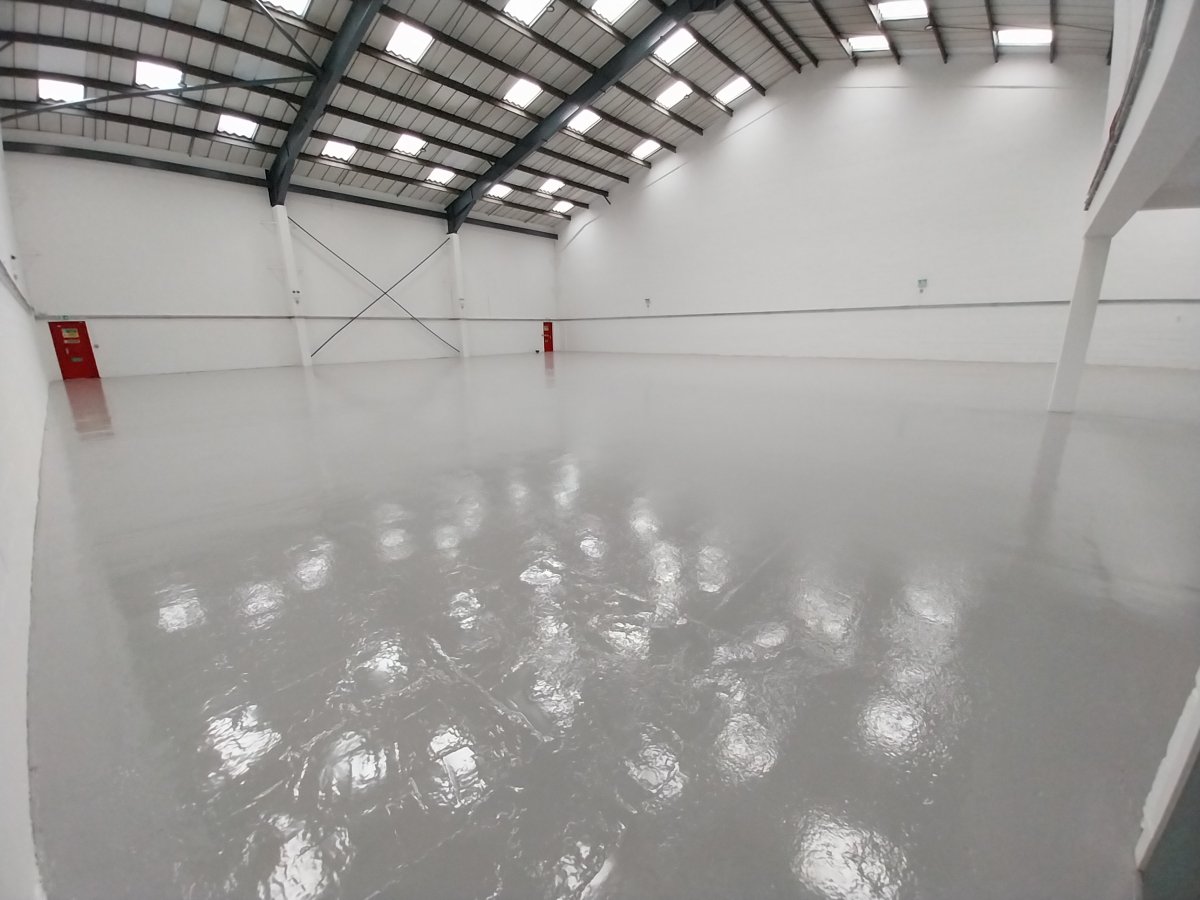 Industrial Unit in Croydon - photo 2