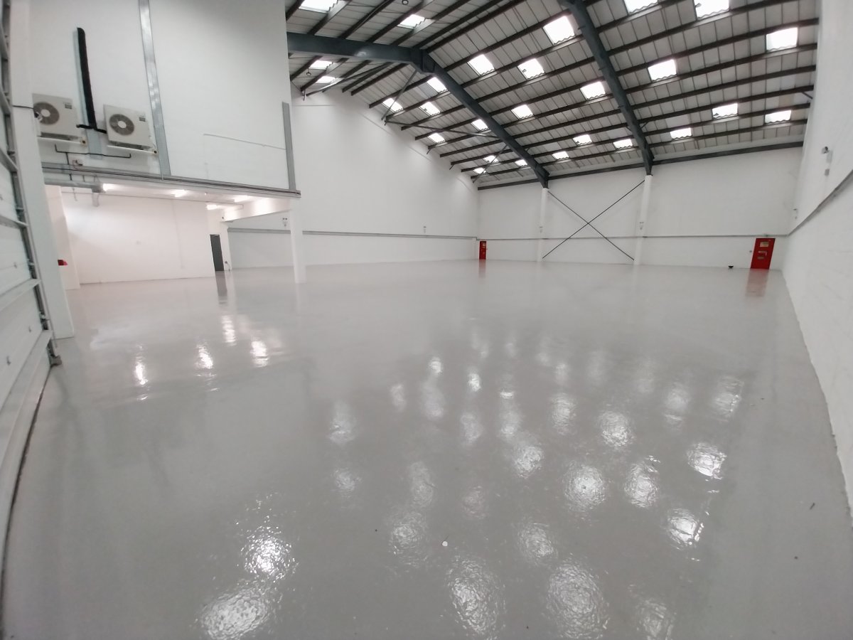 Industrial Unit in Croydon - photo 3