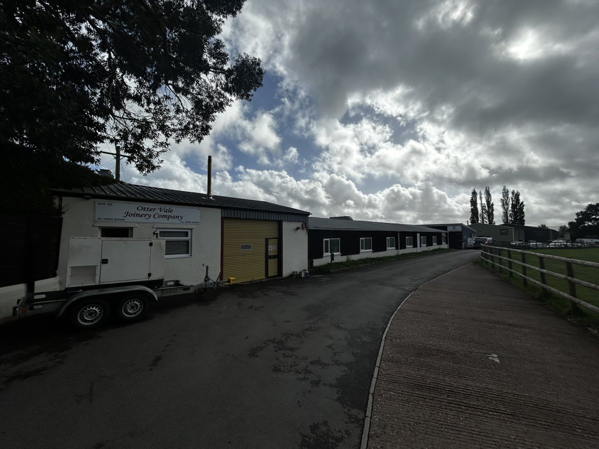 Industrial Unit To Let, Feniton, Devon
