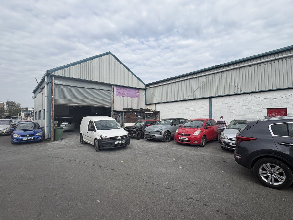 Industrial Unit To Let, Southampton, Hampshire