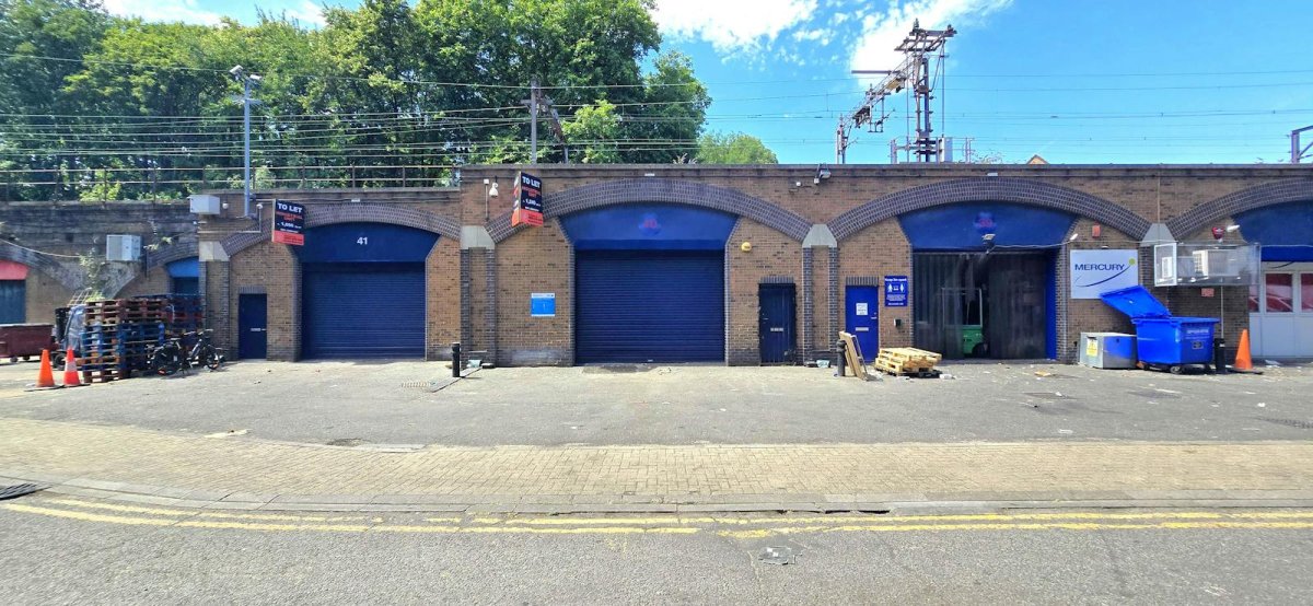 Industrial Unit To Let, Bow, London