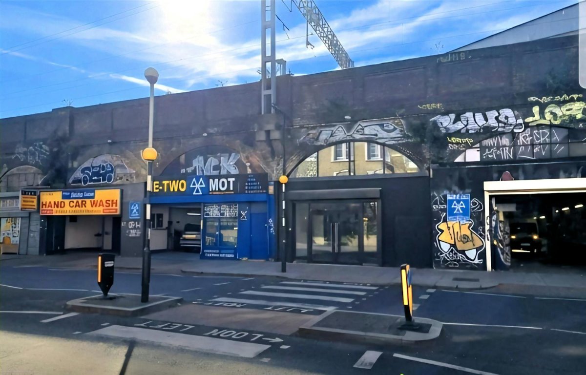 Industrial Unit To Let, Bethnal Green, London