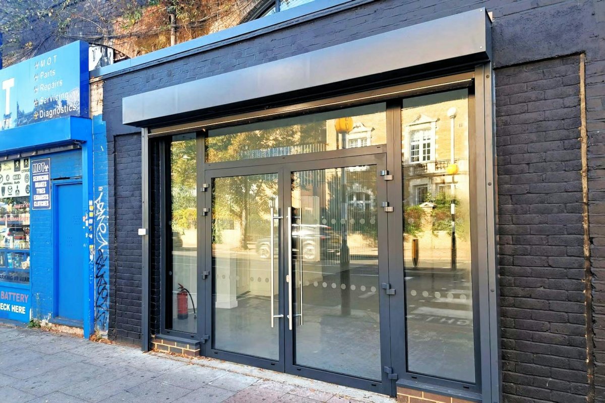 Industrial Unit in Bethnal Green, London - photo 2