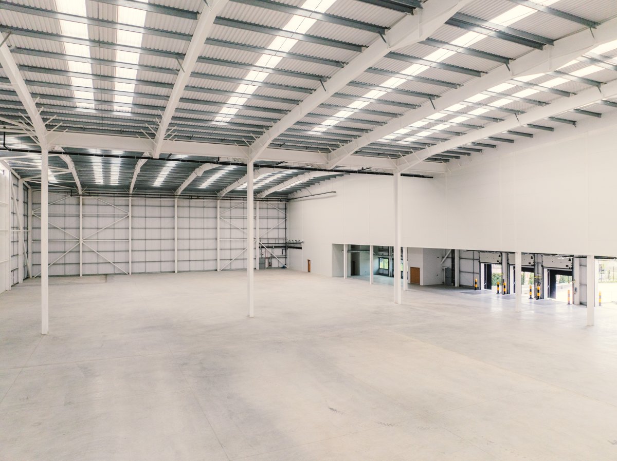 Industrial Unit in Croydon - photo 2