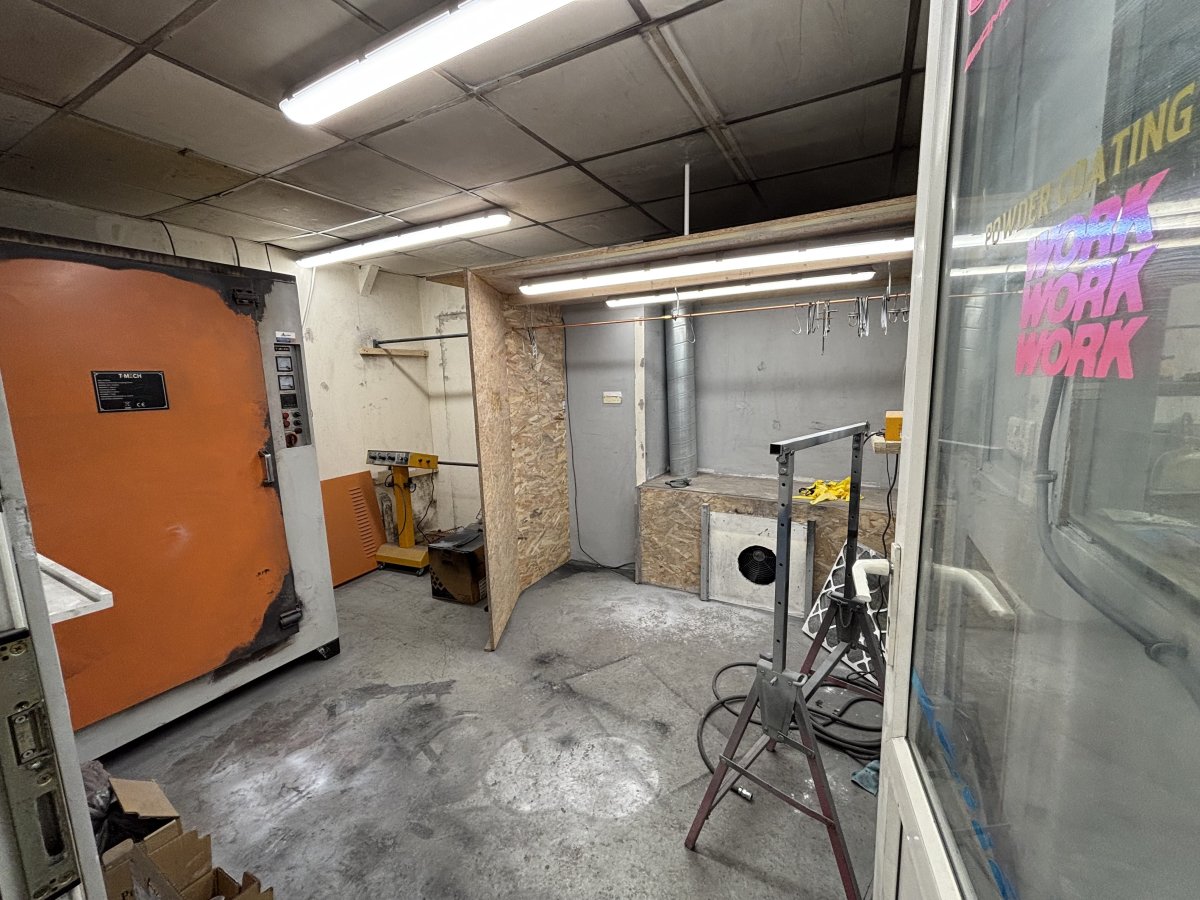 Industrial Unit in Worthing - photo 4