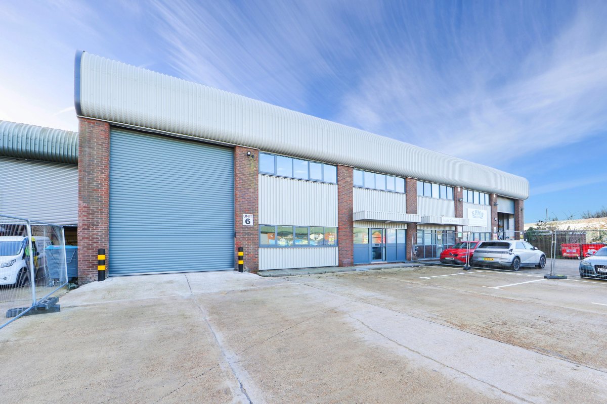 Industrial in Quarry Wood