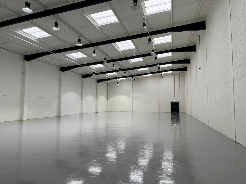 Industrial Unit in Ashford - photo 3