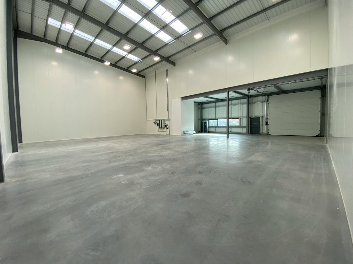 Industrial Unit in Dartford - photo 2