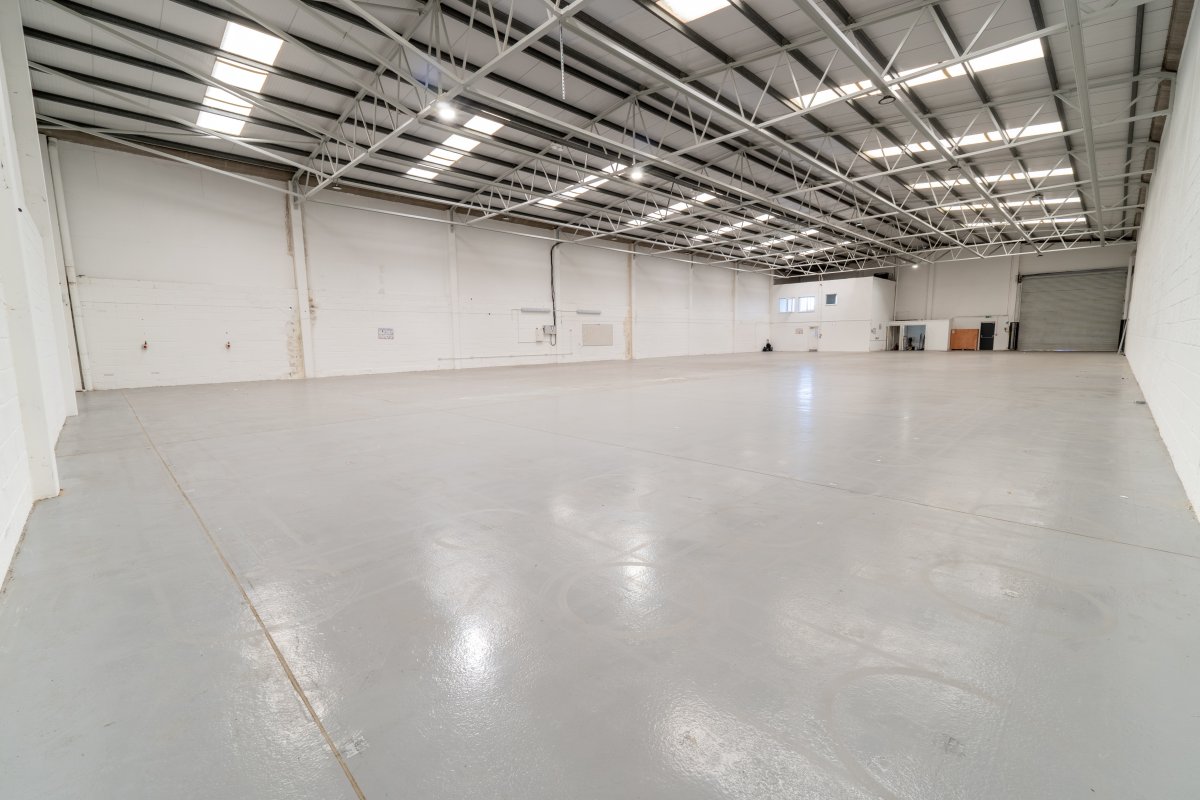 Industrial Unit in Croydon - photo 4