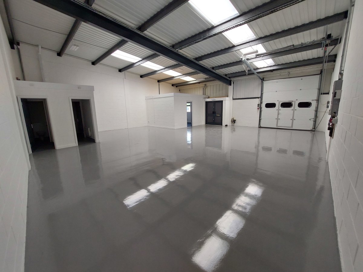 Industrial Unit in Goring-By-Sea - photo 2