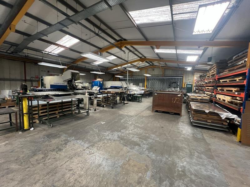 Industrial Unit in Fareham - photo 2