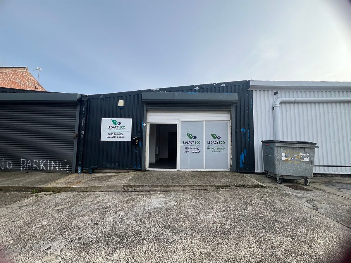 Industrial Unit in Liverpool - photo 2