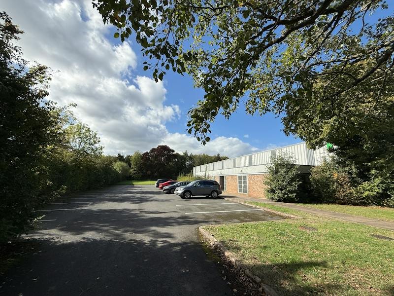 Industrial Unit in Telford - photo 3