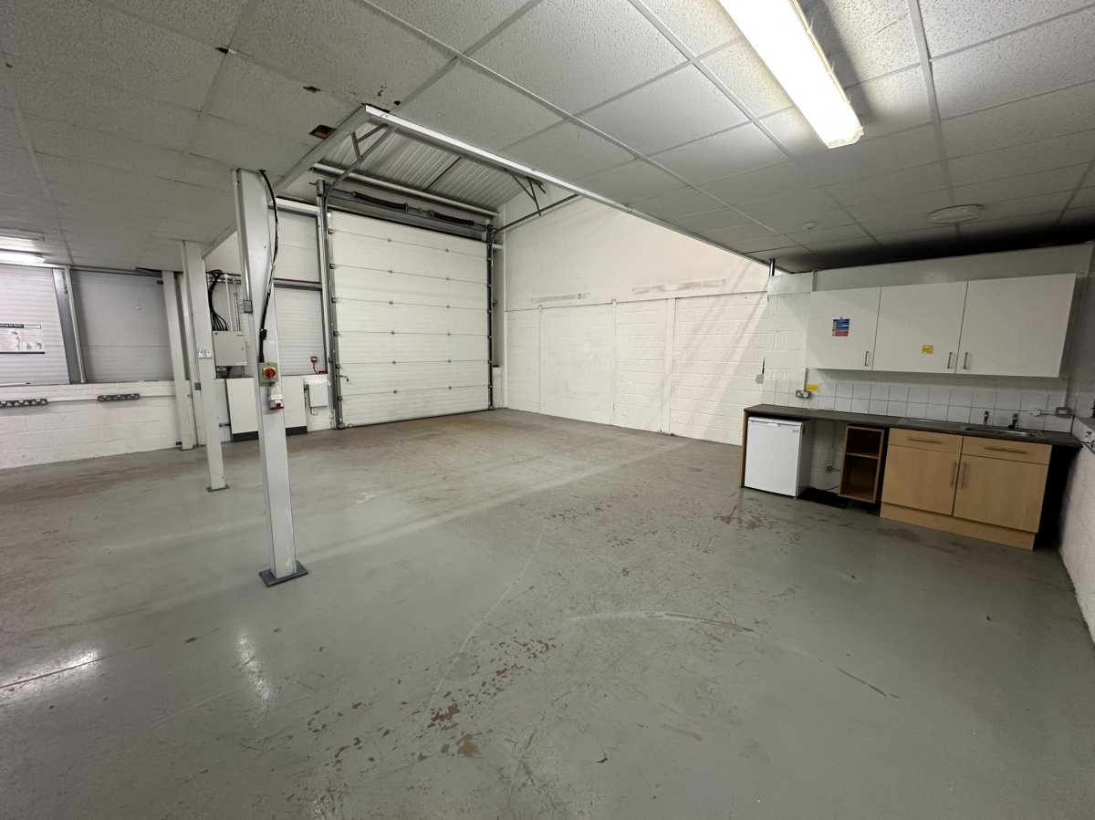 Industrial Unit in Tiverton - photo 4