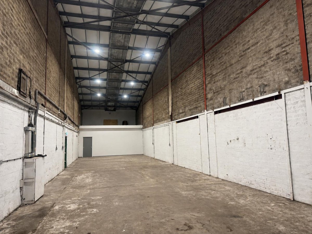 Industrial Unit in Longman Industrial Estate - photo 3