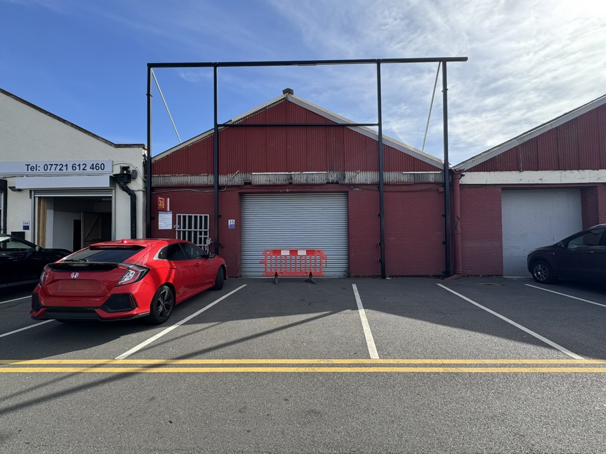 Industrial in Werrington