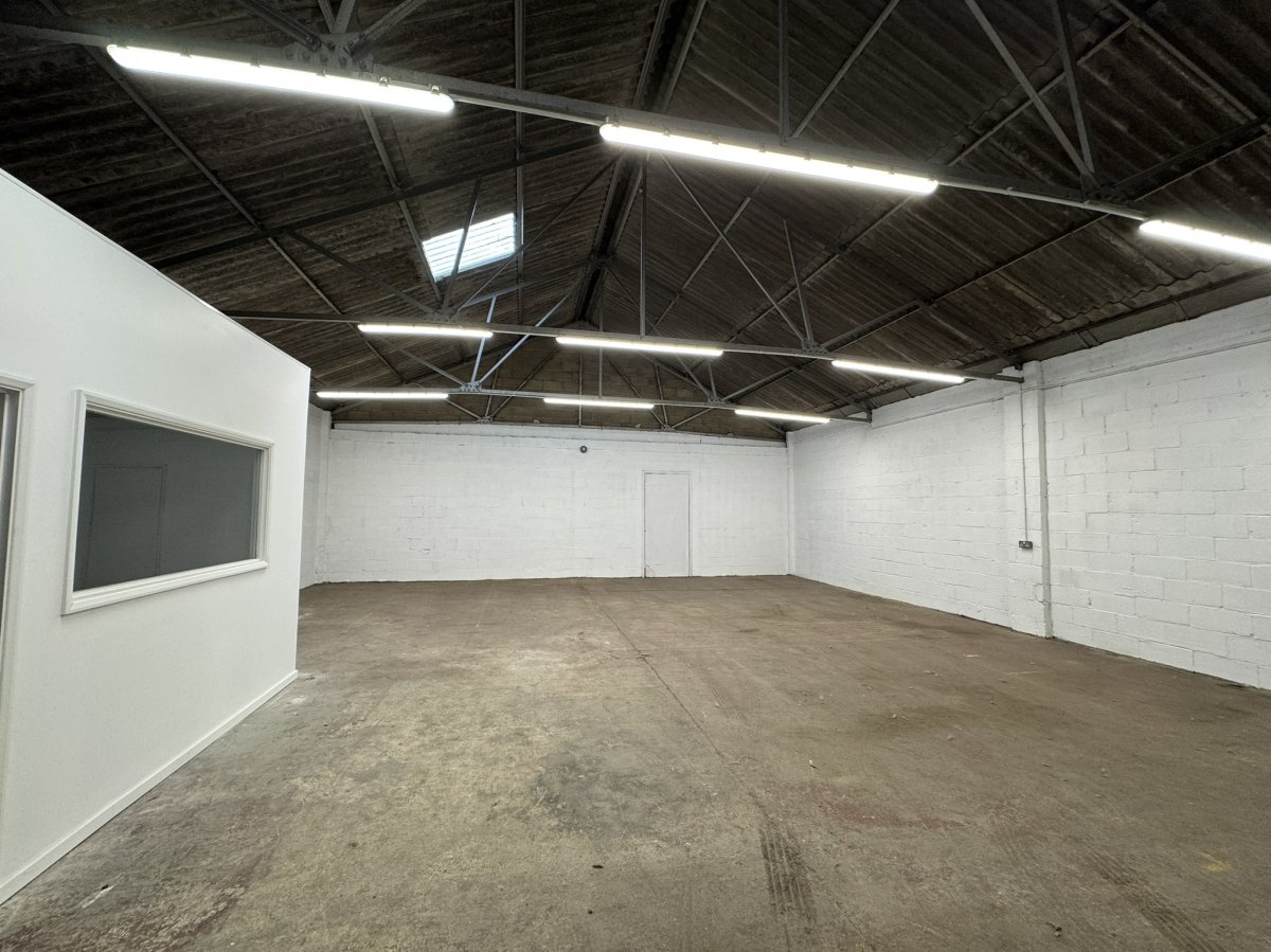 Industrial Unit in Werrington - photo 4
