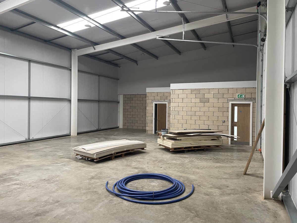 Industrial Unit in Peterborough - photo 3